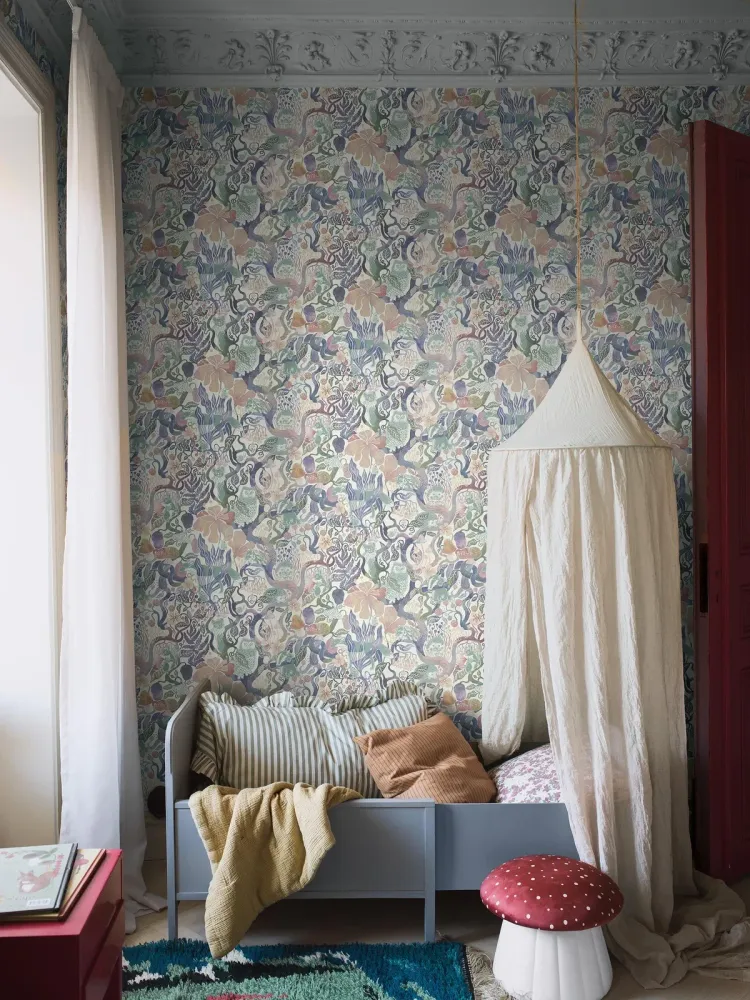 Dětská tapeta s motivem pohádkového lesa MAGIC WOODS béžová s modrou