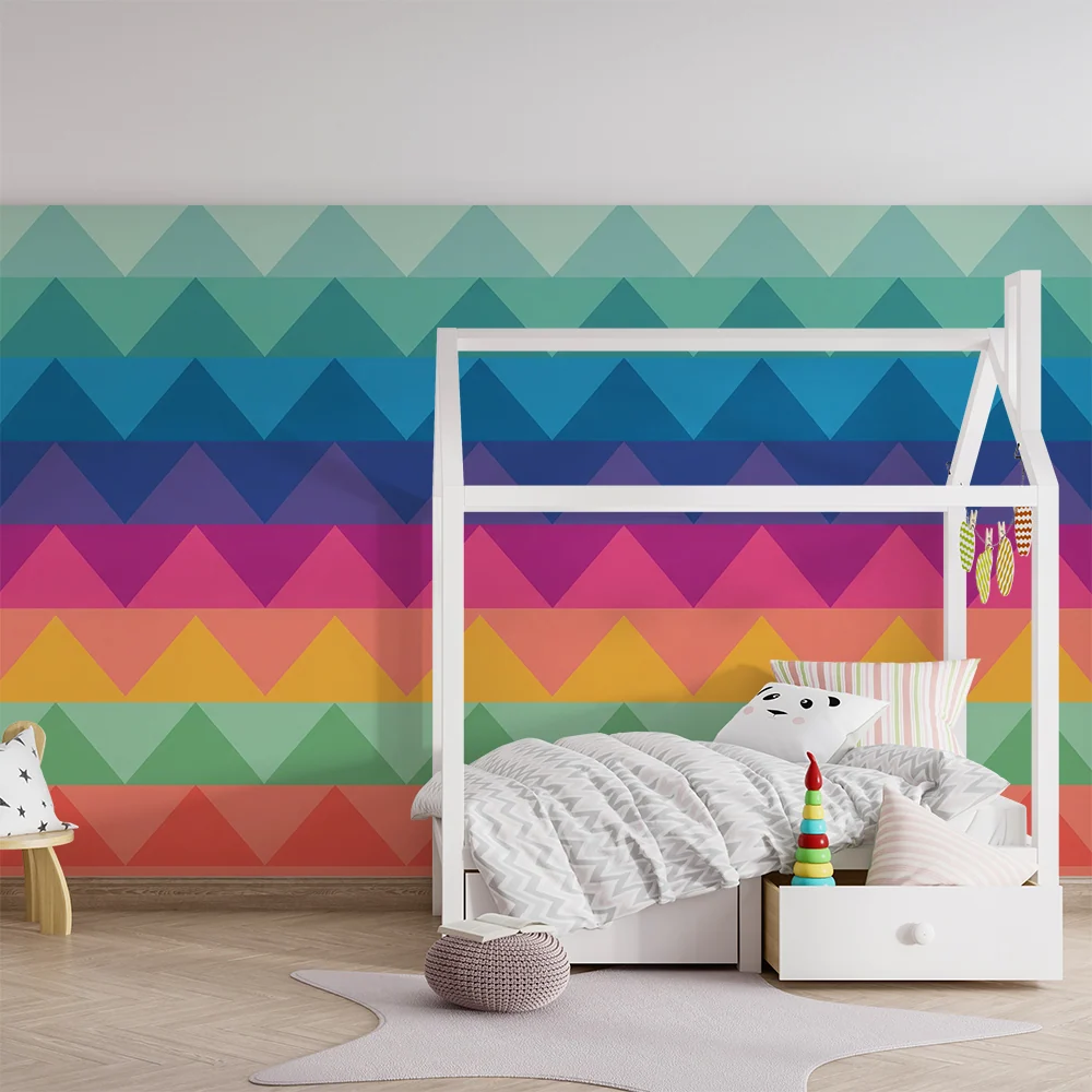 Dětské tapety do pokojíčku | Geometrické motivy s duhovými trojúhelníky