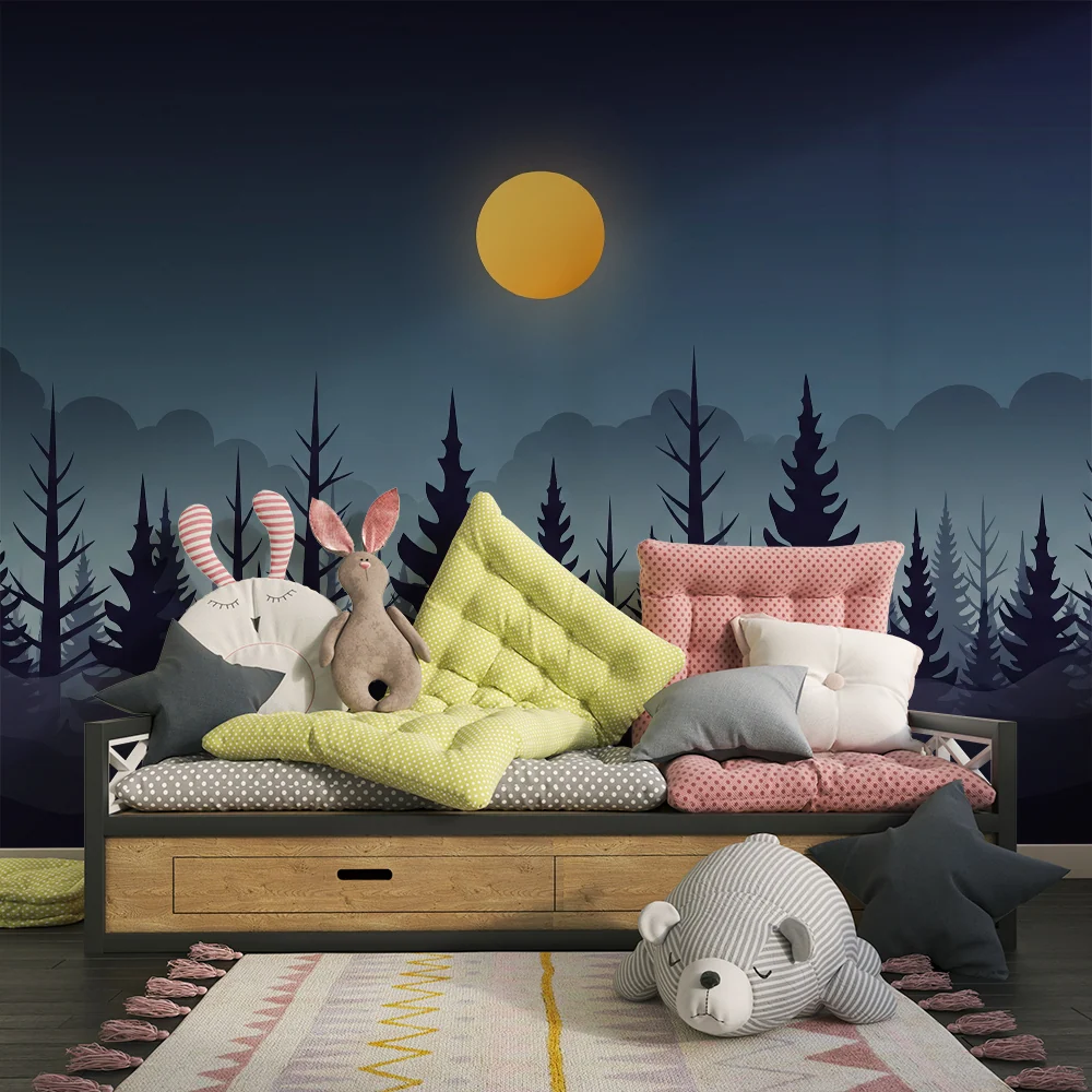 Kinderzimmer Tapete | Nebeliger Wald bei Nacht unter dem leuchtenden Mond