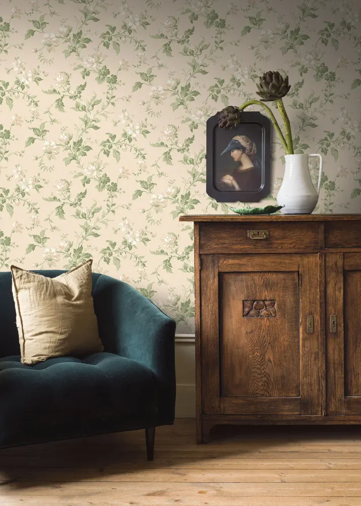 Papírová flizelinová tapeta s rostlinným vzorem BLOMSLINGA růžová se zelenou