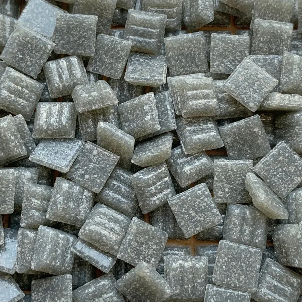 Skleněná mozaika 10mm tmavě šedá