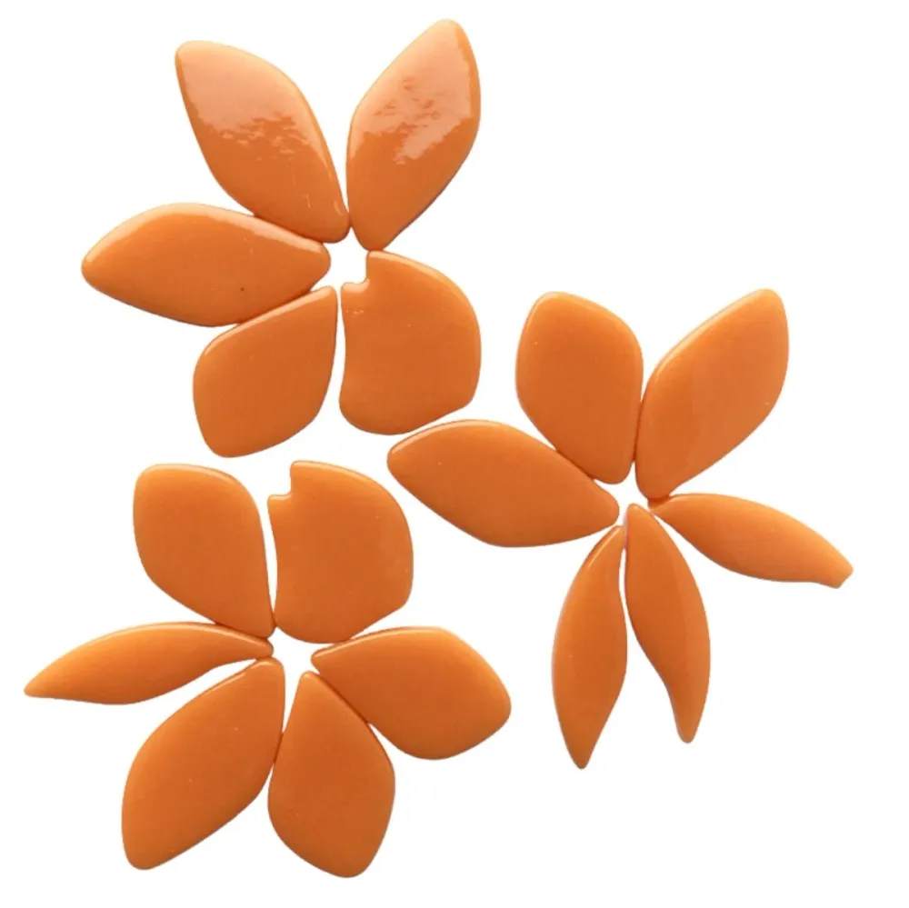 Skleněné okvětní lístky opálově oranžové