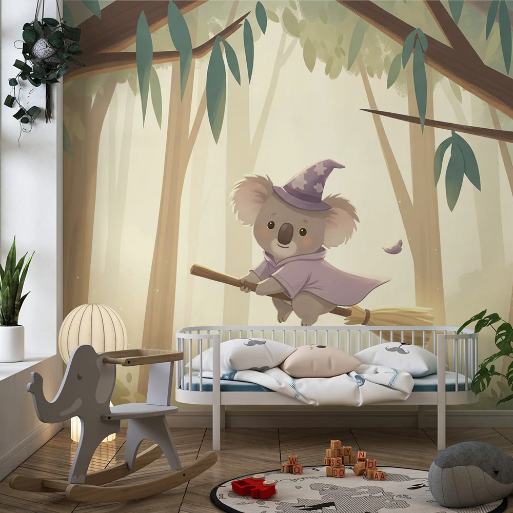 Tapeta dětského pokoje | Kouzelný koala na koštěti v kouzelném lese
