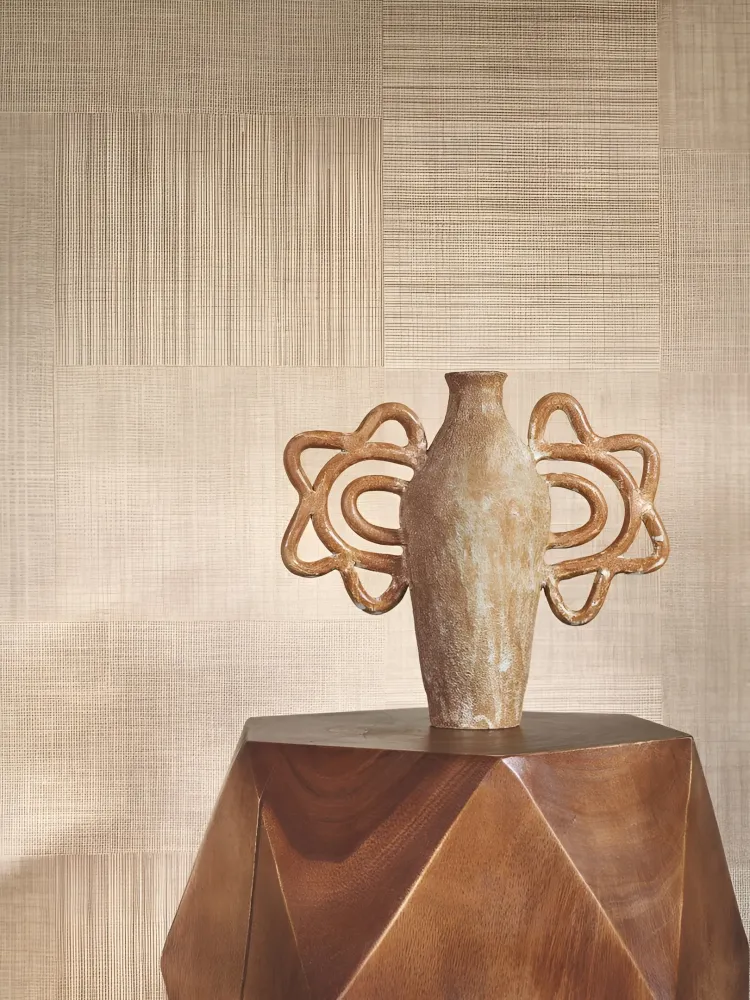 Tapeta strukturovaná geometrická patchwork napodobující tkaninu MESTIZO - TRAVERTIN béžová