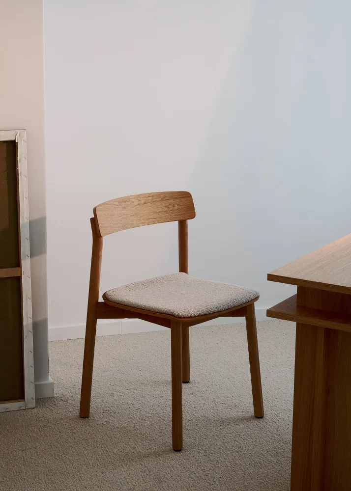 Židle ARCHE SOFT černé dubové dřevo