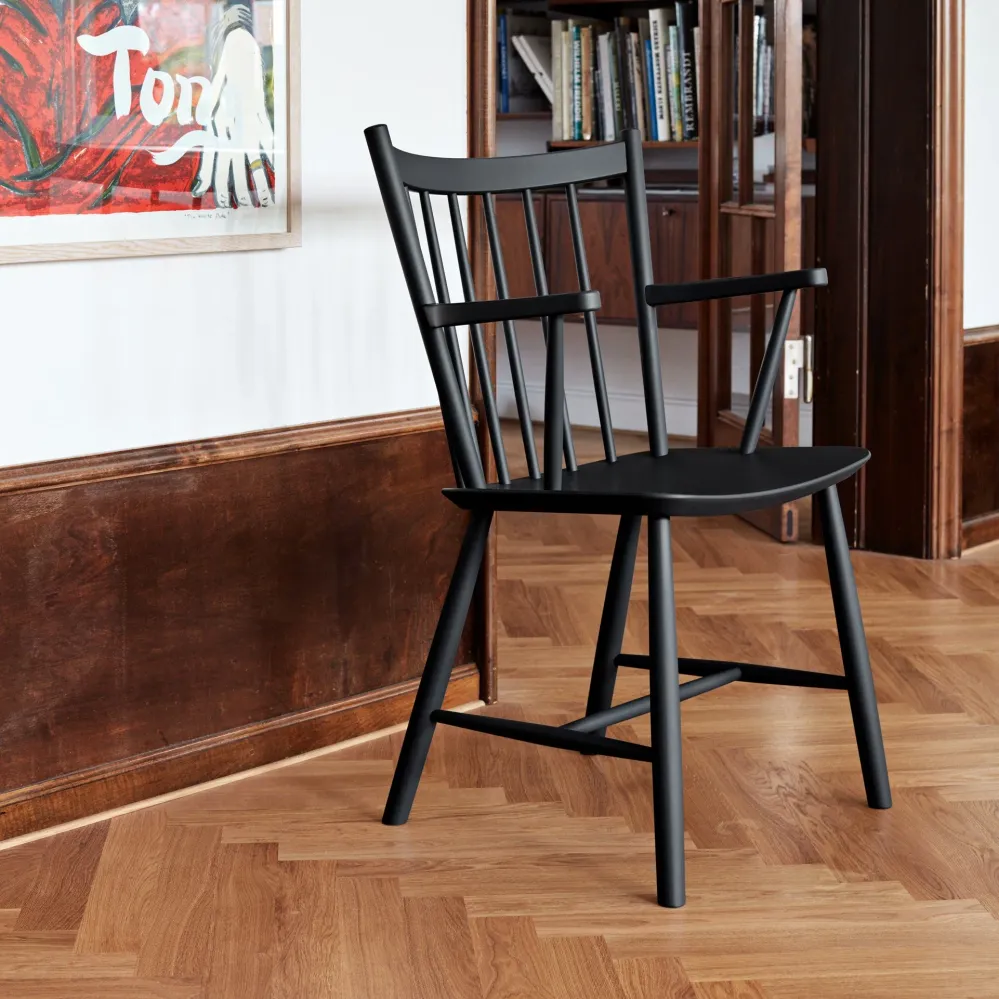 Jídelní židle J42, Black