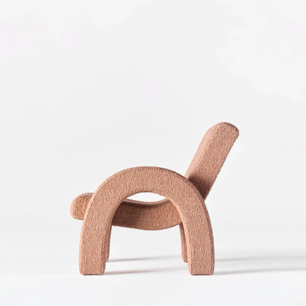 Křeslo ARCO růžový boucle