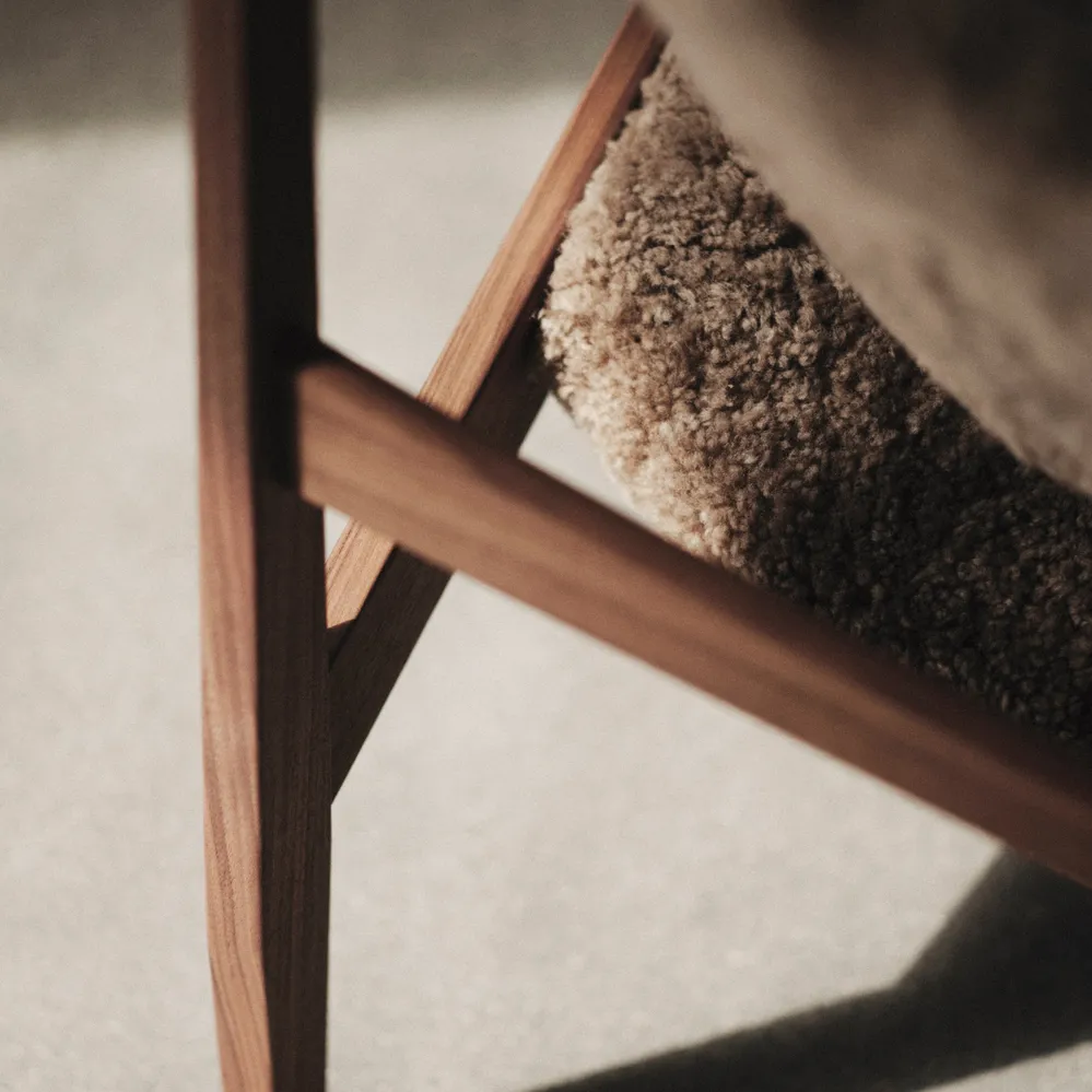 Křeslo Knitting, Sheepskin, Walnut / Sahara
