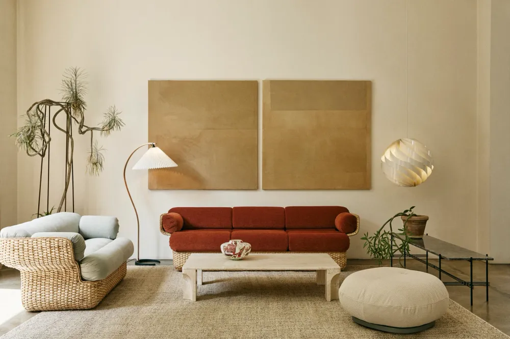 Sofa pro 2 osoby BASKET bordová s ratanem