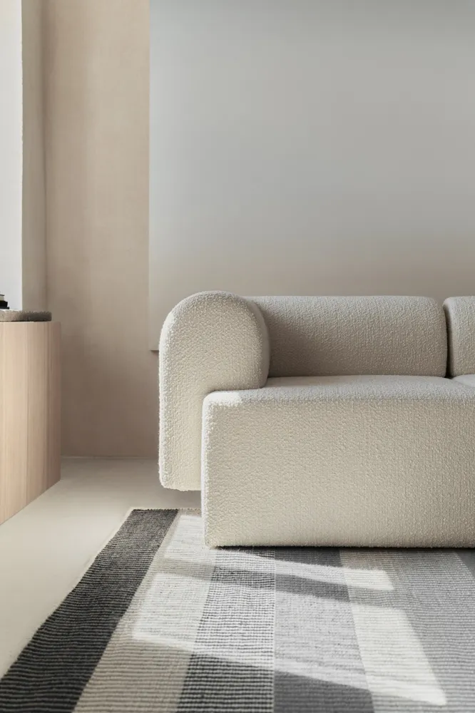 Sofa pro 2 osoby TORI bílý bouclé