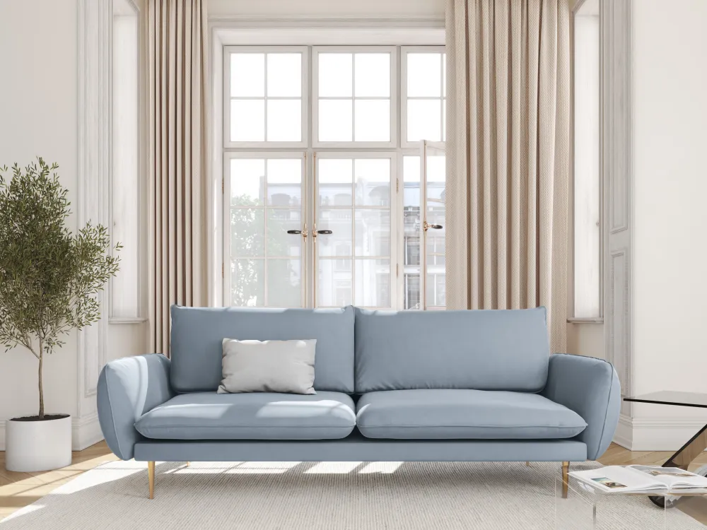 Sofa sametová 3-osobová VIENNA světle modrá se zlatým podstavcem